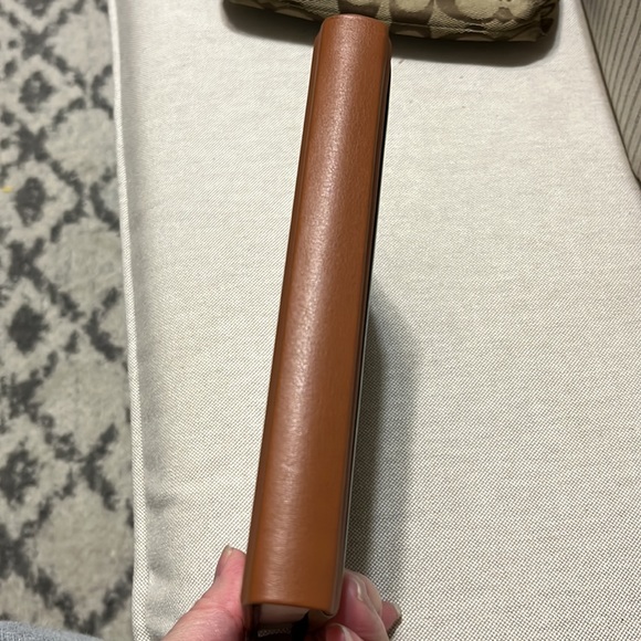 Leather journal.Unused.224 ruled pages.Just waiting for your words and thoughts! - Picture 6 of 6